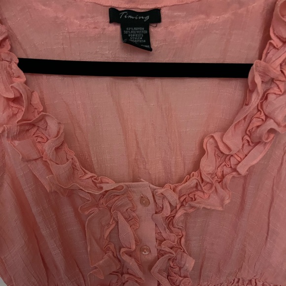 Women’s Ruffled top - Picture 7 of 9